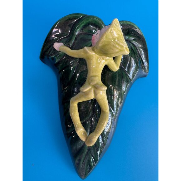 Vintage Cali Crown Wall Pocket Elf on Leaf Mid Century California Pottery 7" - Picture 7 of 9